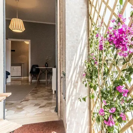 Joivy Modern 1-bed Flat With Balcony In Portello ミラノ
