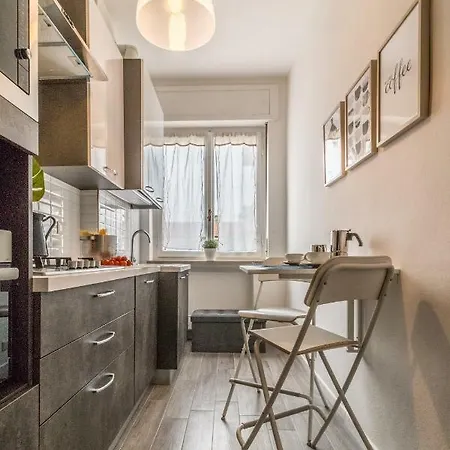 アパート Joivy Modern 1-bed Flat With Balcony In Portello